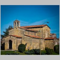 Iglesia San Julián de los Prados (Santullano) de Oviedo, photo D.Rovchak, Wi,kipedia.JPG